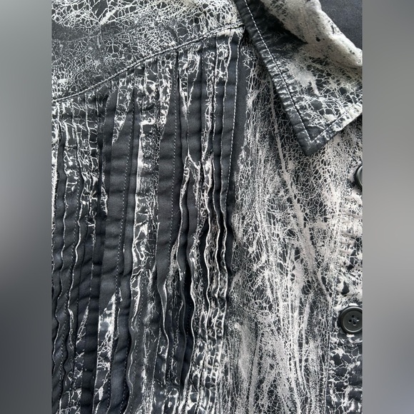 Dress To Kill Abstract Art-to-Wear Blouse | Lagenlook Avant-Garde USA Made - Picture 3 of 8